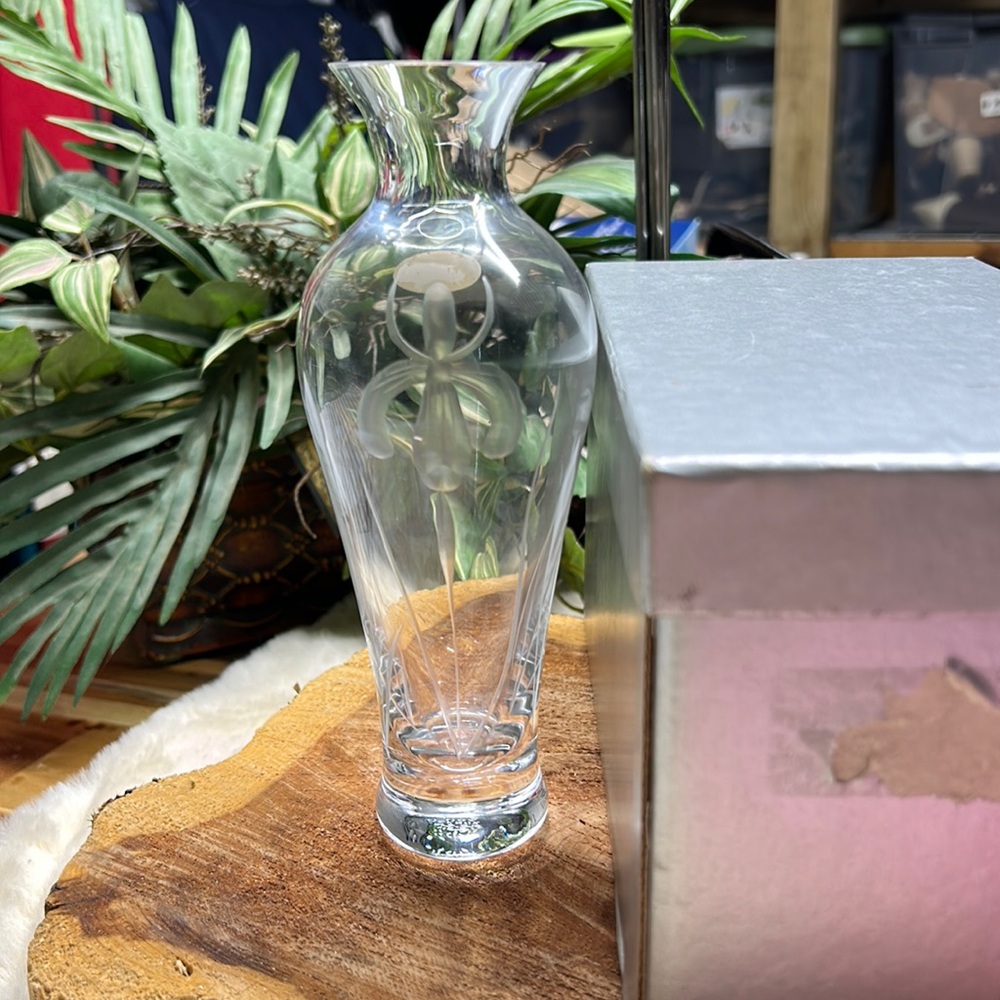 Vintage Lenox hand blown lead crystal bud vase etched Iris and etched rose bud